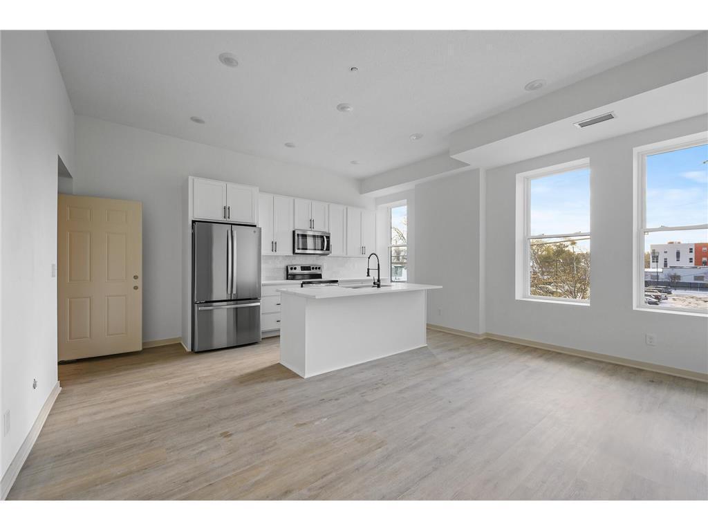 842 Rice Interior 4.jpg