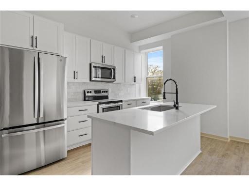 842 Rice Street, Saint Paul, MN 55117
