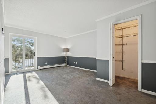 6075 Lincoln Drive, 305, Minneapolis, MN 55436