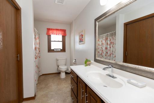 1304 Camelot Court, Fairmont, MN 56031
