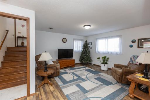 1304 Camelot Court, Fairmont, MN 56031
