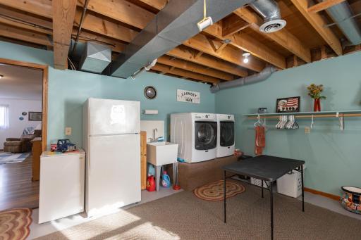 1304 Camelot Court, Fairmont, MN 56031