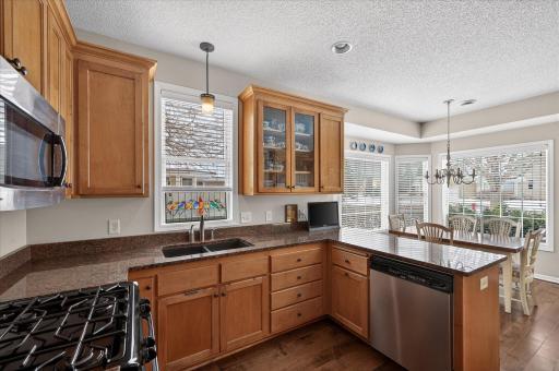 05-5265 141st St Cir N [2782460]- 009.jpg