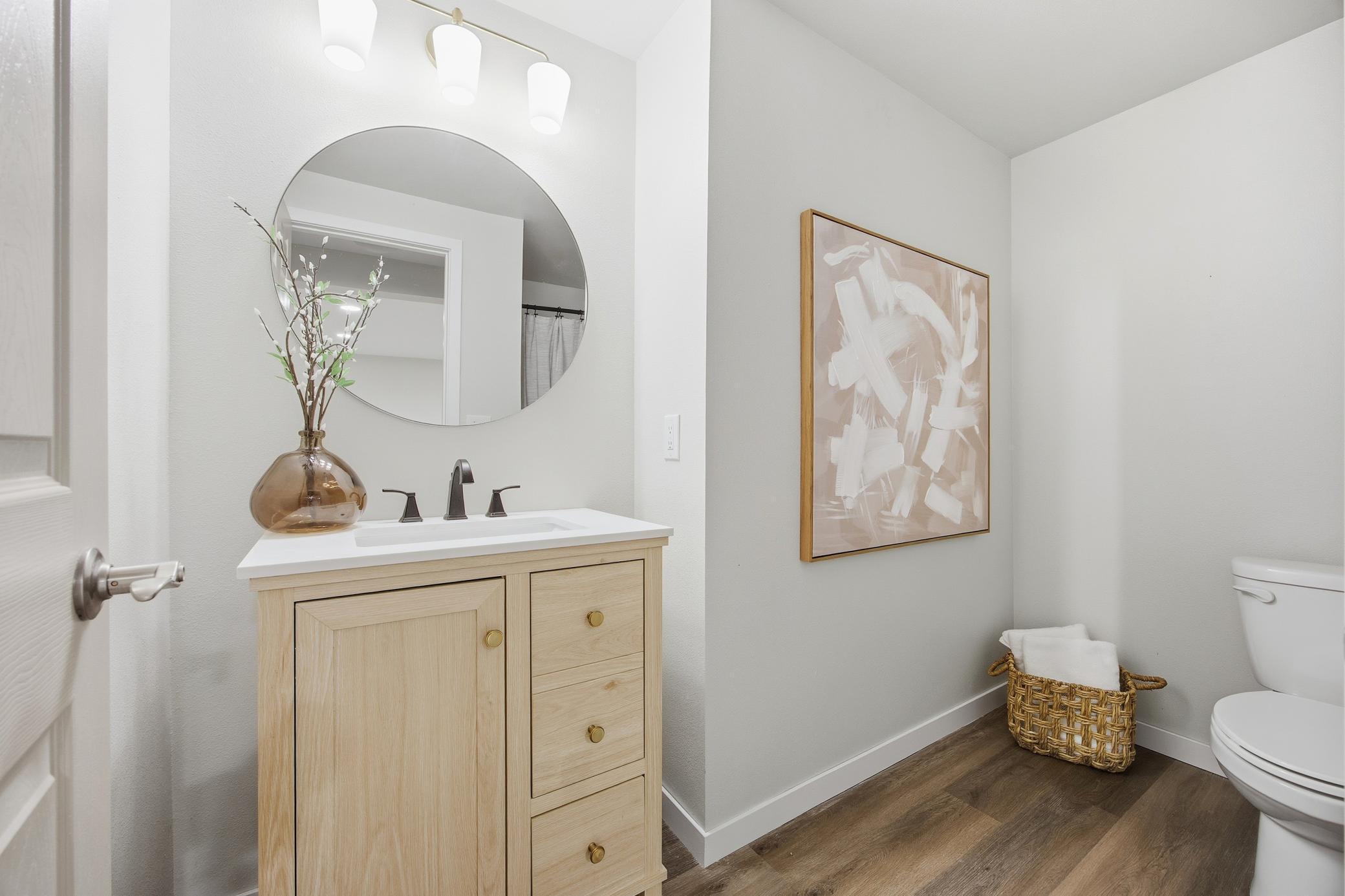 Brand new full bath in basement