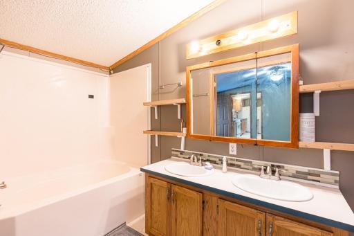 Ensuite Double Sink and Shower/Tub