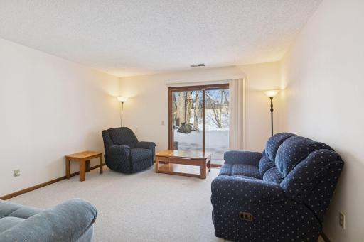 2406 County Road D W, 4, Saint Paul, MN 55112
