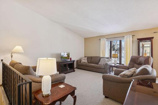 2406 County Road D W, 4, Saint Paul, MN 55112