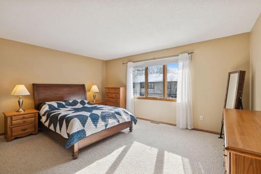 2406 County Road D W, 4, Saint Paul, MN 55112