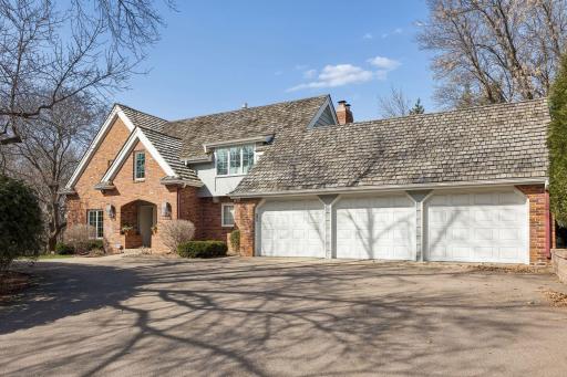 Welcome to 6704 Dovre Dr in Parkwood Knolls!