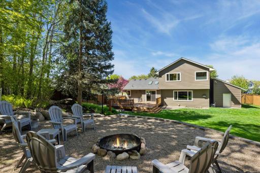 356 Pendryn Hill Curve, Woodbury, MN 55125