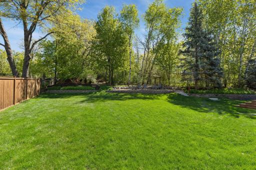 356 Pendryn Hill Curve, Woodbury, MN 55125