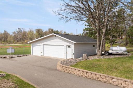 6286 Highland Scenic Road, Baxter, MN 56425