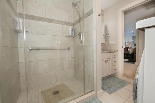 1304D Mcnally Drive, Winona, MN 55987