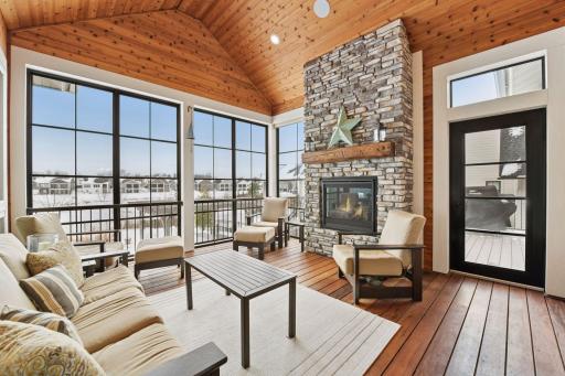 24545 Bentgrass Way, Excelsior, MN 55331