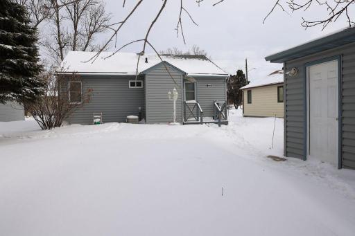 307 10 1/2 Street N, Wahpeton, ND 58075
