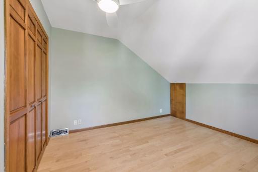 2600 W 102nd Street, Minneapolis, MN 55431