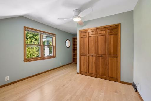 2600 W 102nd Street, Minneapolis, MN 55431