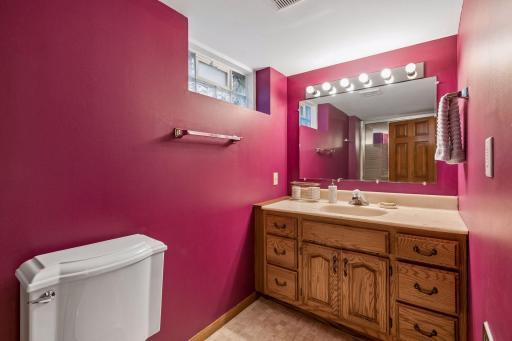 2600 W 102nd Street, Minneapolis, MN 55431