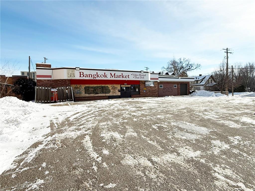 Property photo for 3100 Lyndale Avenue N, Minneapolis, MN 55411
