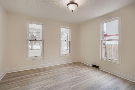 84 Isabel Street W - Web Quality - 006 - 08 Dining Room.jpg