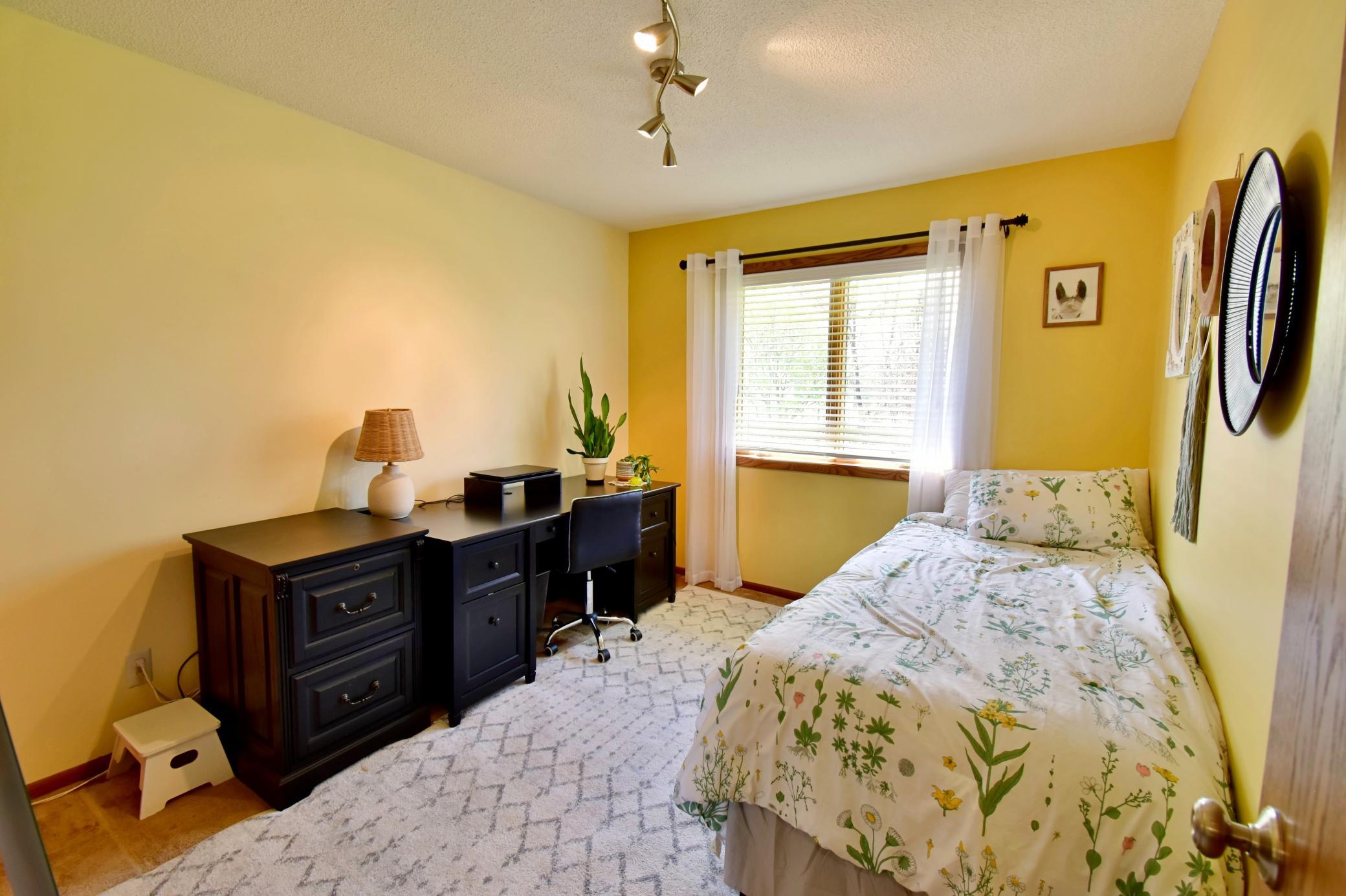 2nd Bedroom - Upper Level