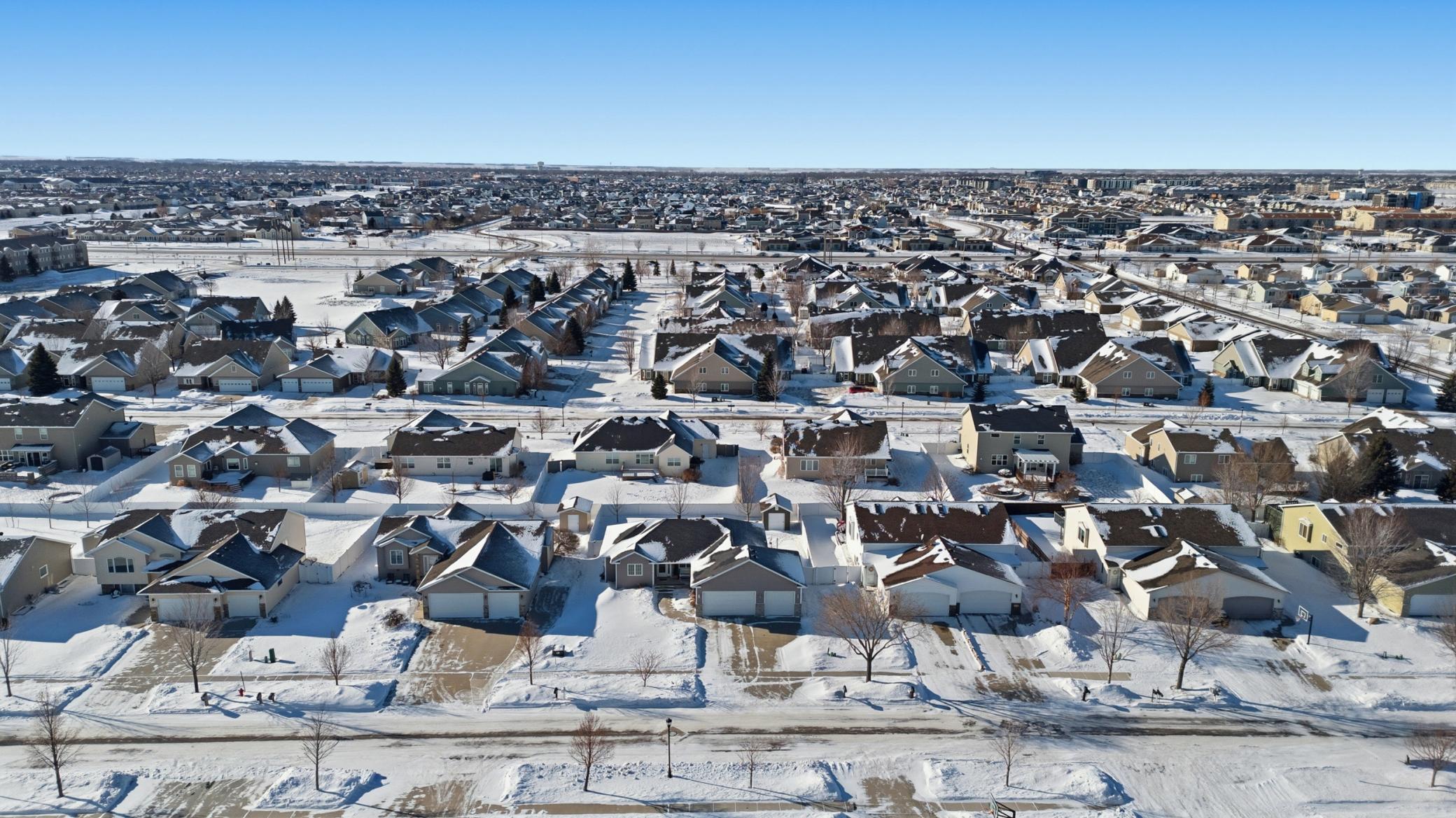 Pointe West Neighborhood