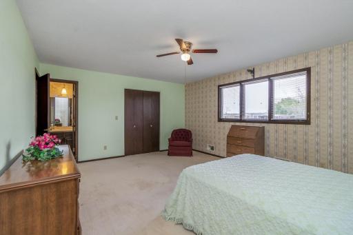 145 Kingswood Drive, Red Wing, MN 55066
