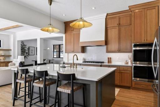 9591 Eagle Ridge Road, Chanhassen, MN 55317