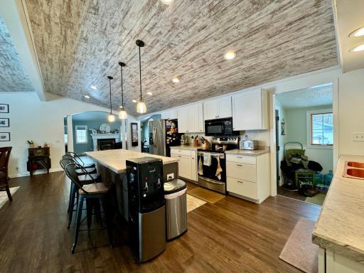 45633 300th Street, Roseau, MN 56751