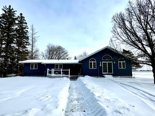 45633 300th Street, Roseau, MN 56751