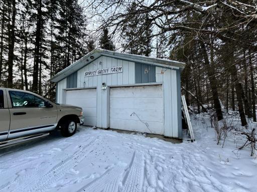 45633 300th Street, Roseau, MN 56751