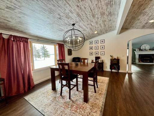 45633 300th Street, Roseau, MN 56751