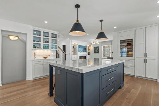 4308 Morningside Road, Edina, MN 55416