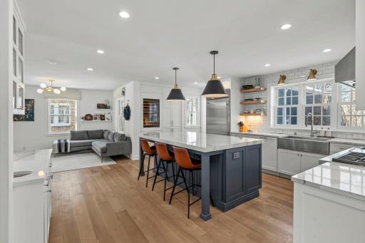 4308 Morningside Road, Edina, MN 55416