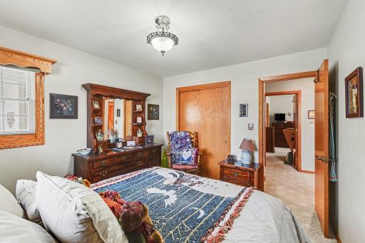 417 S Fairview Drive, Luverne, MN 56156