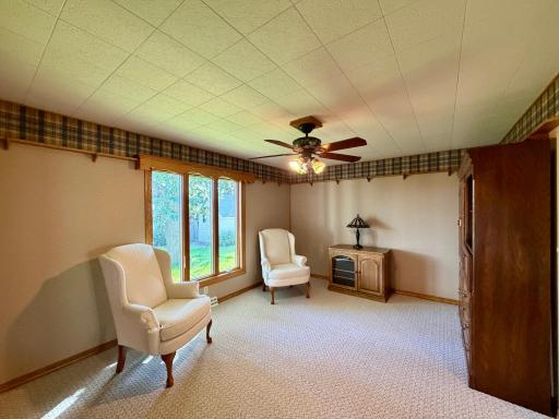 417 S Fairview Drive, Luverne, MN 56156