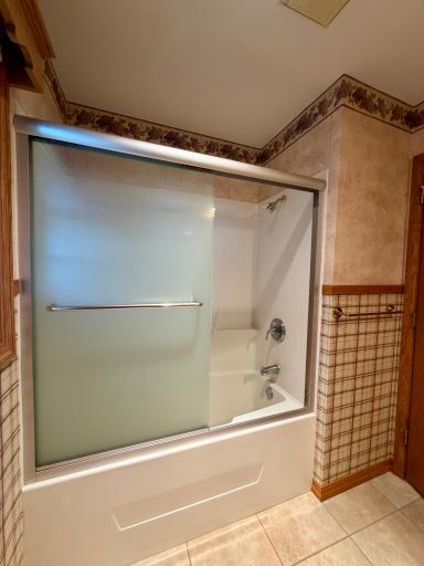 417 S Fairview Drive, Luverne, MN 56156