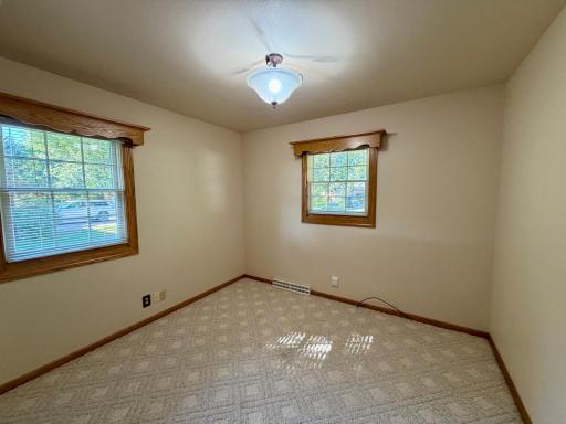 417 S Fairview Drive, Luverne, MN 56156