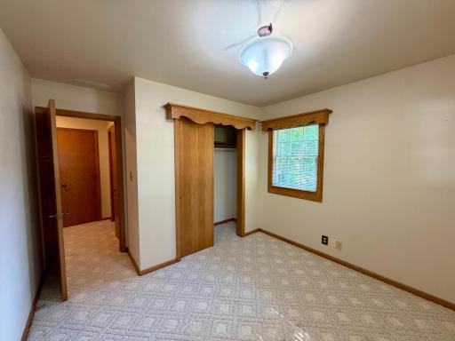 417 S Fairview Drive, Luverne, MN 56156