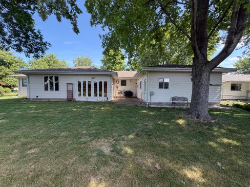 417 S Fairview Drive, Luverne, MN 56156