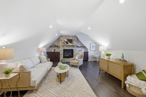 5425 Niagara Lane N, Plymouth, MN 55446