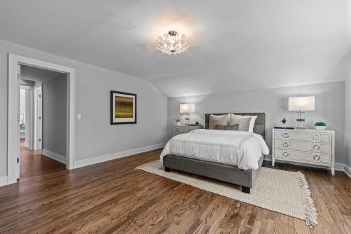 6832 Creston Road, Minneapolis, MN 55435
