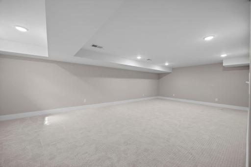 6832 Creston Road, Minneapolis, MN 55435