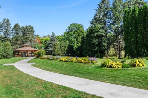 6832 Creston Road, Minneapolis, MN 55435
