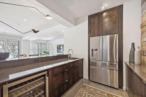 17950 Fairhomes Lane, Wayzata, MN 55391