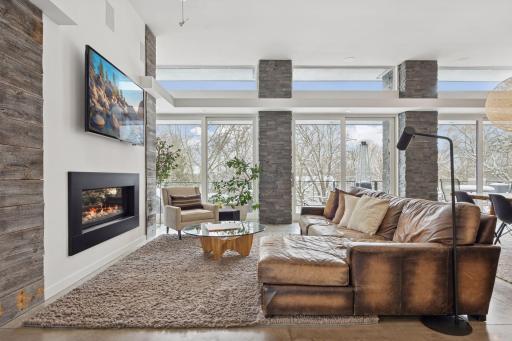 17950 Fairhomes Lane, Wayzata, MN 55391