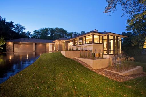 17950 Fairhomes Lane, Wayzata, MN 55391