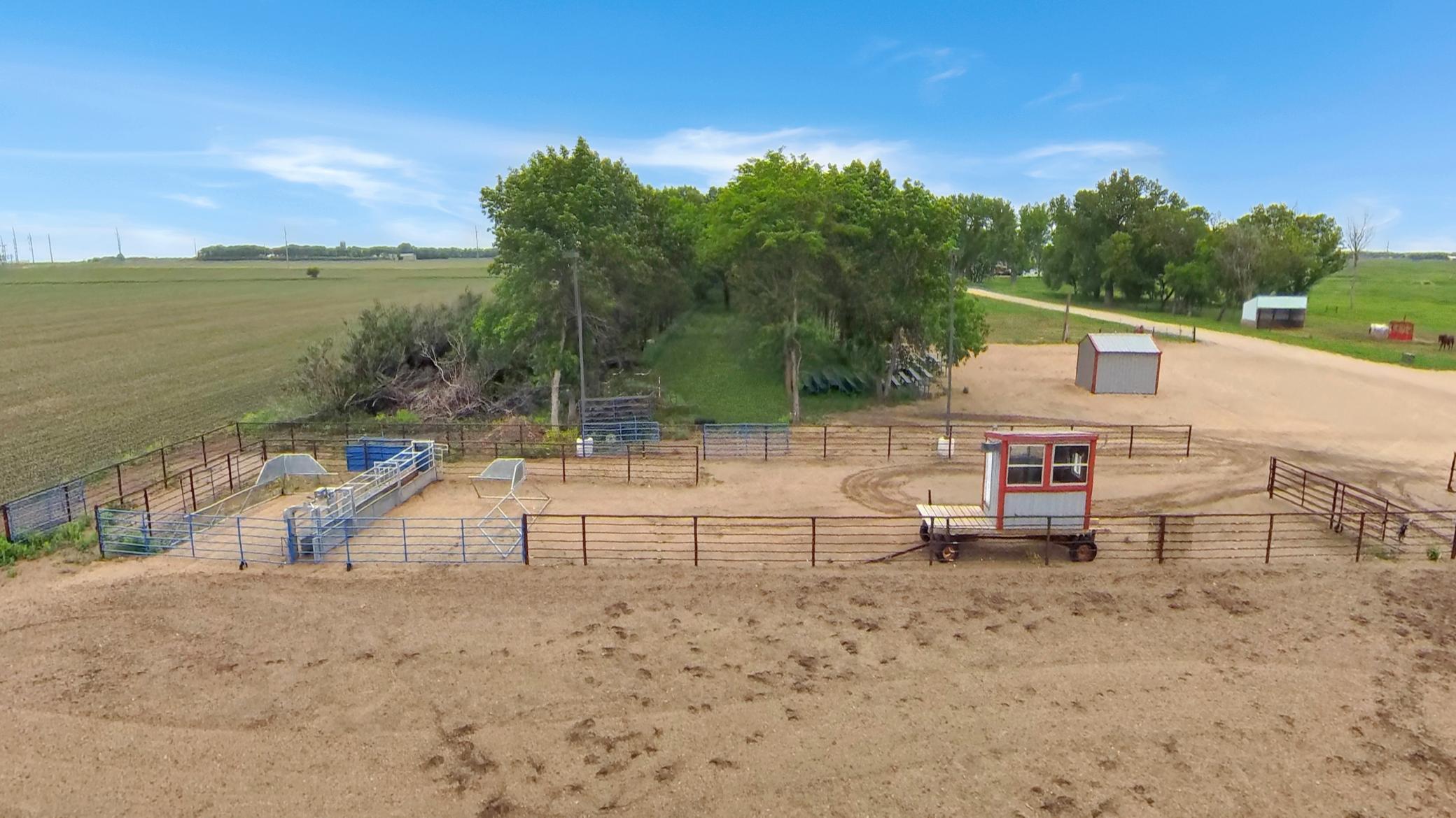 Outdoor riding arena