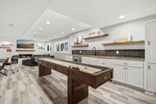 18870 Kanabec Trail, Lakeville, MN 55044