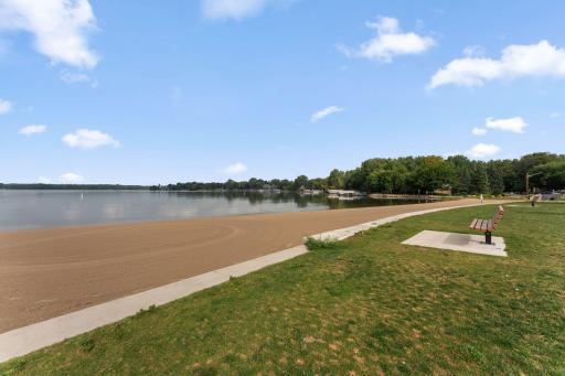 18870 Kanabec Trail, Lakeville, MN 55044